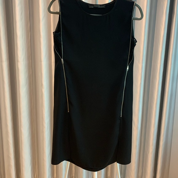 All Saints stylish and flattering black zipper dress - Picture 1 of 5